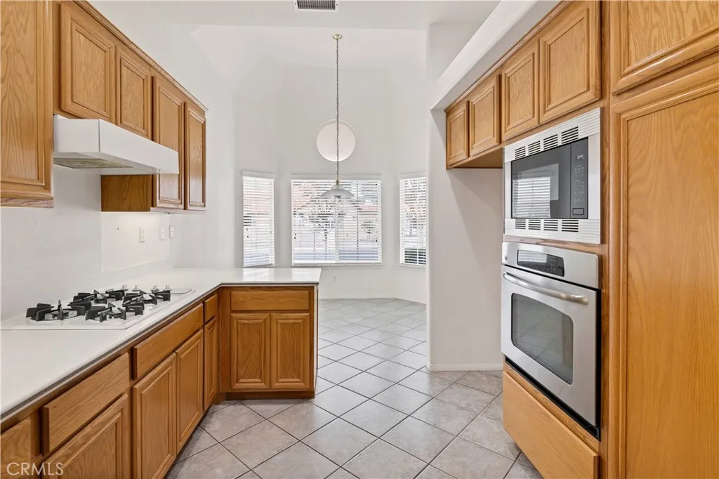 1730 Almond Tree, Hemet, California 92545 home-pic-15